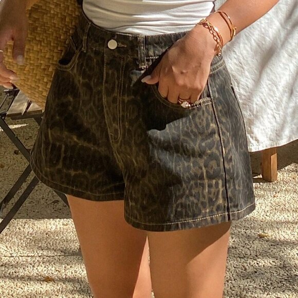 Pants - Brown Casual Women's Loose Leopard Print Denim Shorts